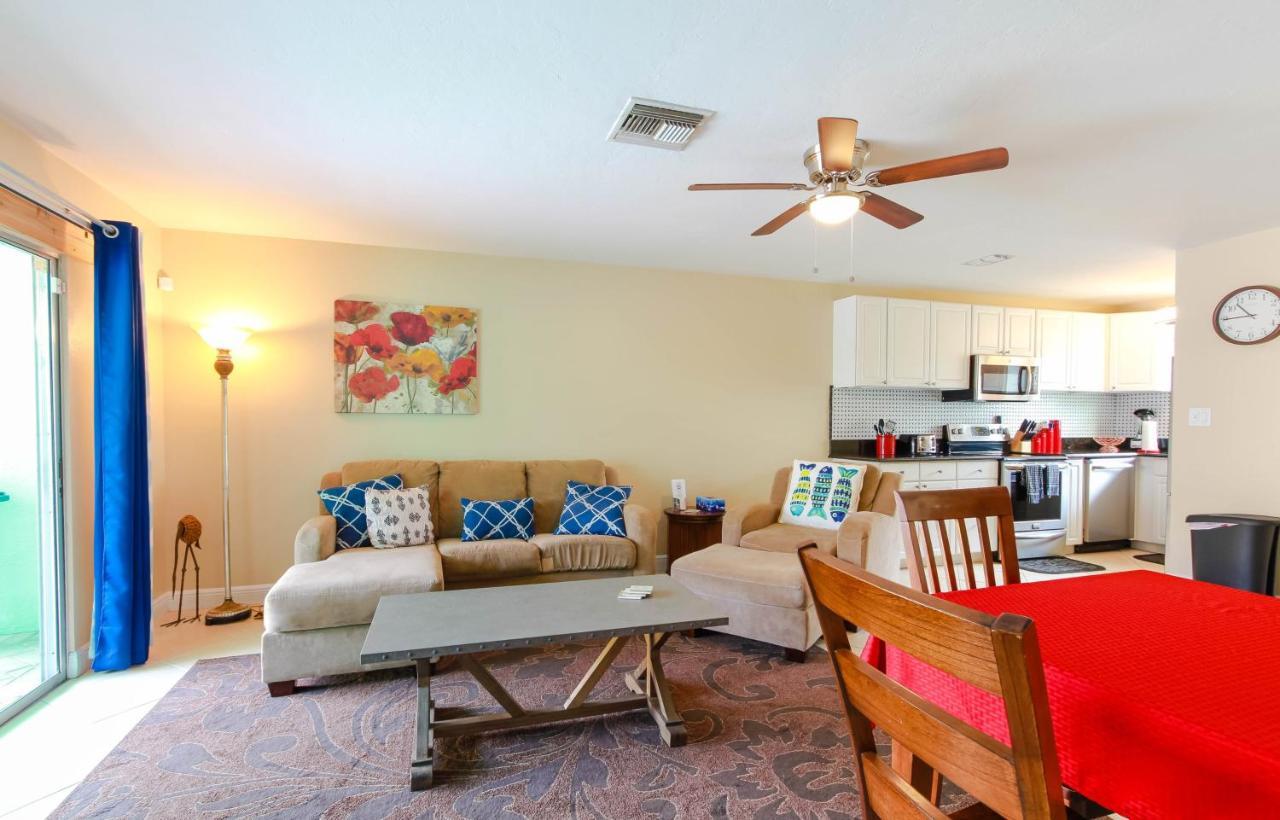 Seatuit Condominiums With Boat Slip Cape Coral Extérieur photo